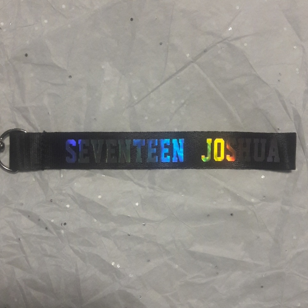 Seventeen Kpop Joshua Keychain